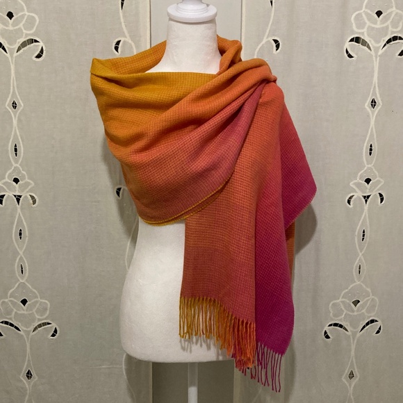 Gorgeous Baby Alpaca Wrap, Made in Peru, Pink and Orange, Rare - Picture 1 of 16